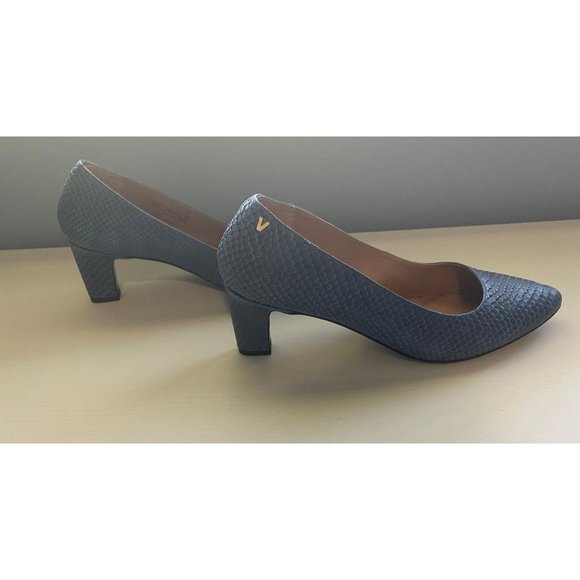 Vionic Shoes - Vionic Blue Classic Heels